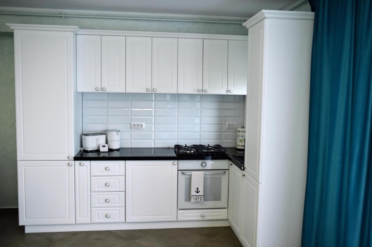 Apartmán Myosotis Mamaia Studio By The Lake Exteriér fotografie